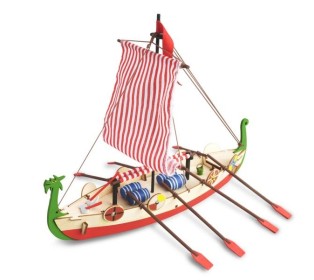 Собранная деревянная модель корабля Artesania Latina DRAKKAR (VIKING BOAT) BUILT