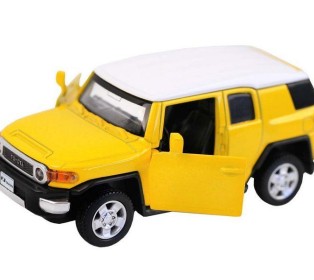 Машина "АВТОПАНОРАМА" Toyota FJ Cruiser, желтый, 1/43, инерция, в/к 17,5*12,5*6,5 см