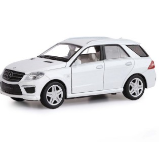 Машина "АВТОПАНОРАМА" Mercedes-Benz ML63 AMG, белый, 1/32, свет, звук, инерция, в/к 17,5*13,5*9 см